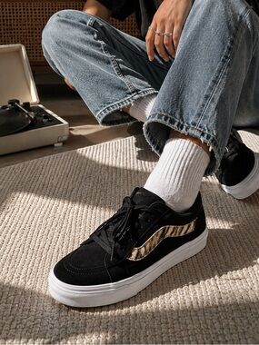Vans Sk8-Low Tiger Stripe Suede Sneakers Black Womens 6.5 Mens 5 NEW